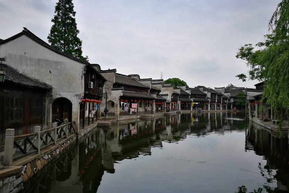 古墓丽影崛起